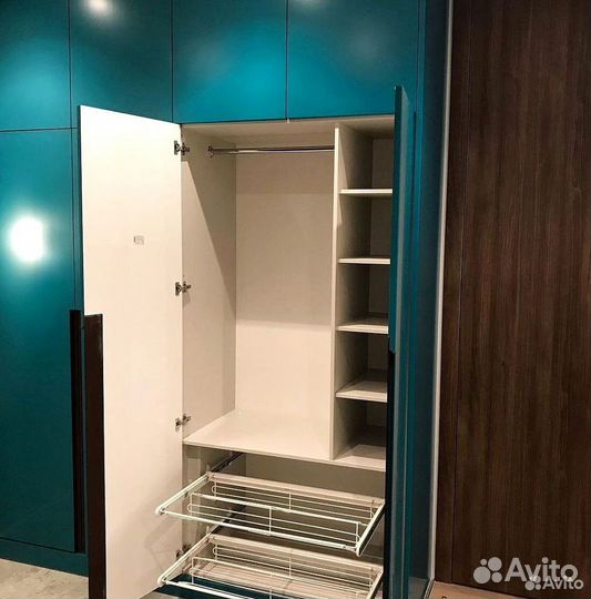 Шкафы в прихожую любые фасады