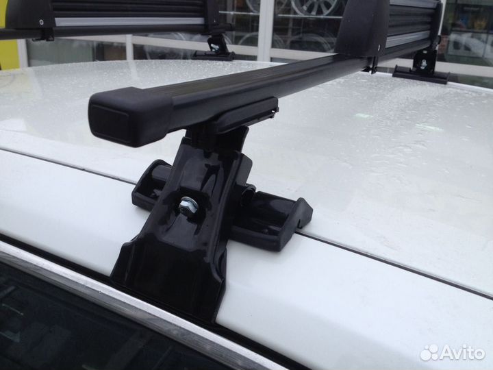 Багажник на гладкую крышу