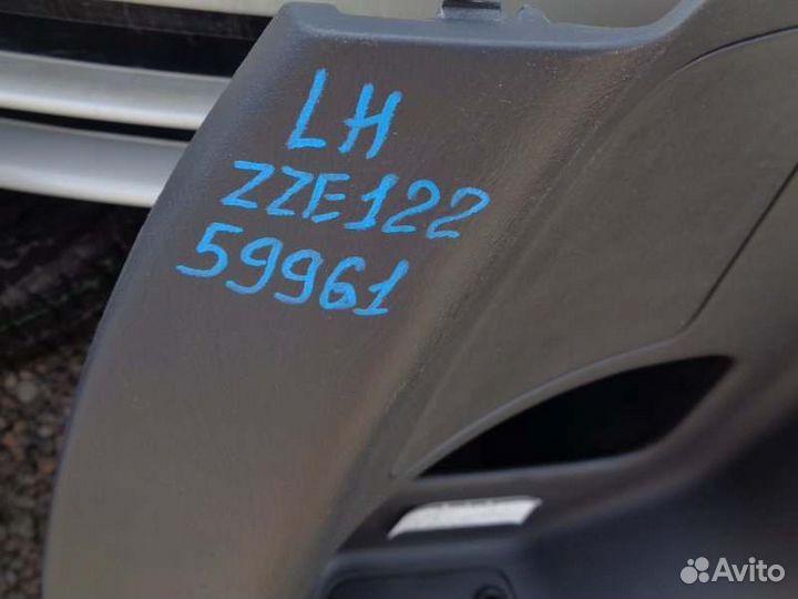 Обшивка багажника левая Toyota Corolla Spacio