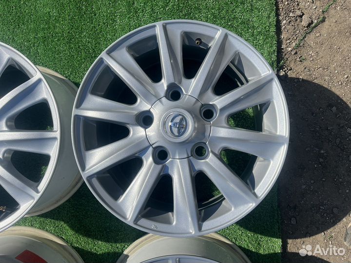Литые диски R17 5x150 Toyota
