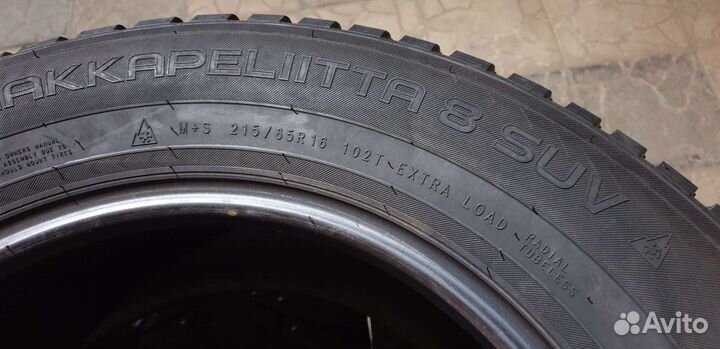 Nokian Tyres Hakkapeliitta 8 SUV 215/65 R16 98T