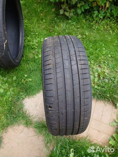 Pirelli P Zero 225/35 R19