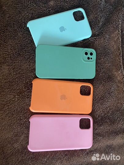 Чехол на iPhone 11