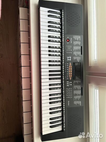 Синтезатор