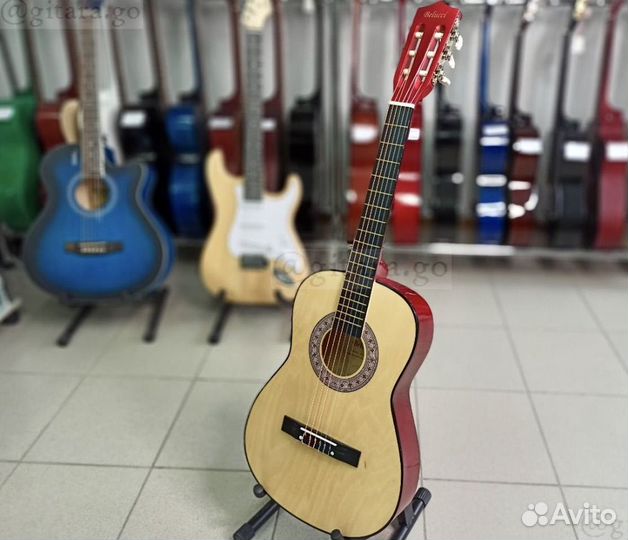 Классическая гитара новая + чехол