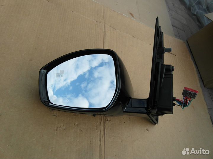 Зеркало левое 18 конт Land Rover Discovery Sport I