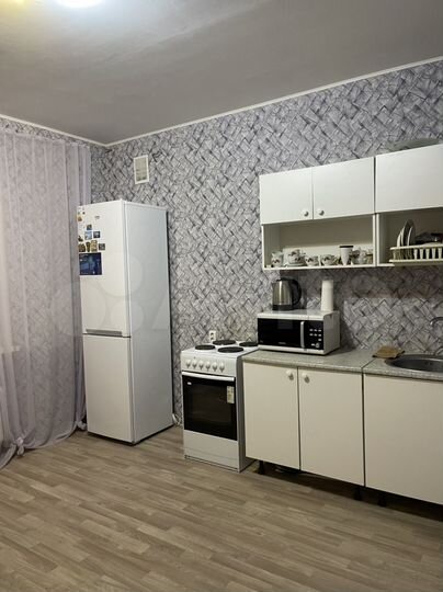 2-к. квартира, 62 м², 2/12 эт.