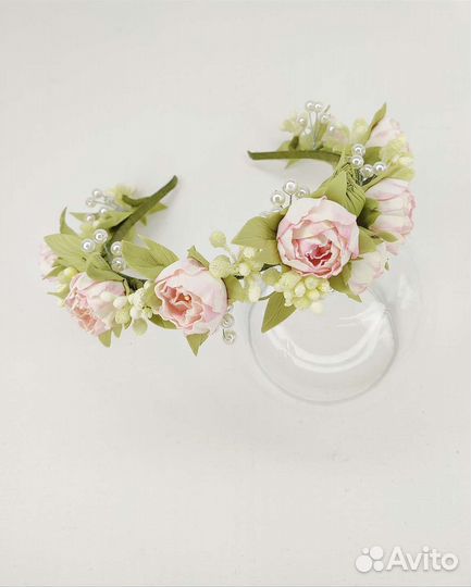 Ободок для волос с цветами