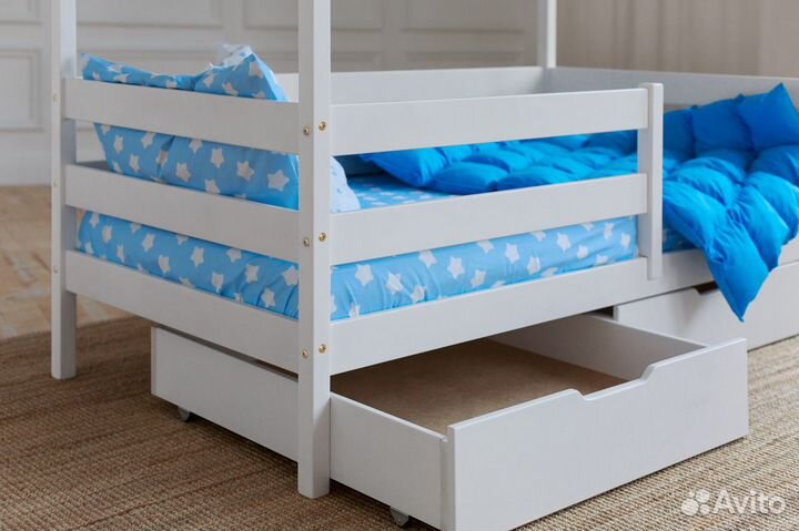 Кровать Домик