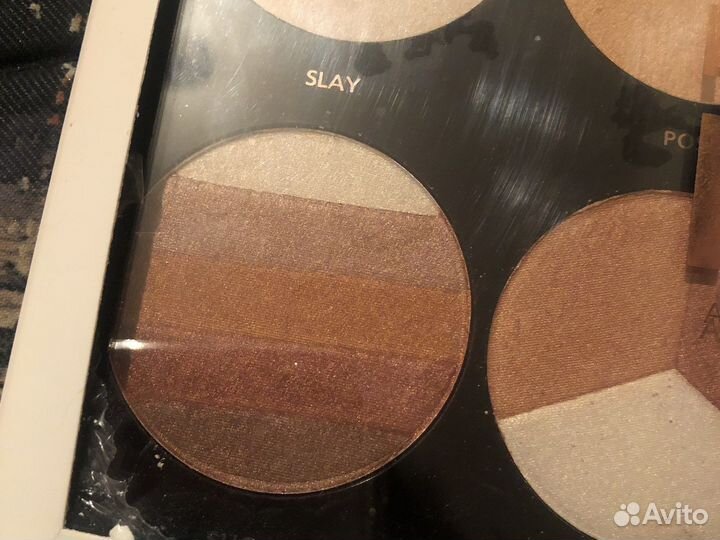 Палетка для контуринга Revolution