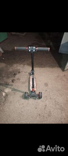 Самокат детский трехколесный