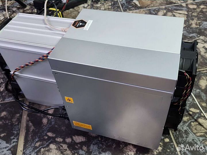 Asic Асик майнер antminer e9pro 3680mh в наличии