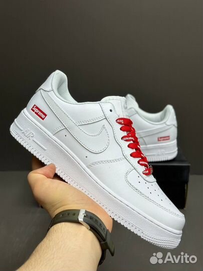 Nike Air Force 1 low Supreme