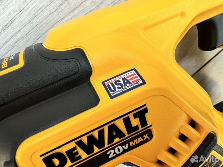 Пила сабельная Dewalt dcs367b