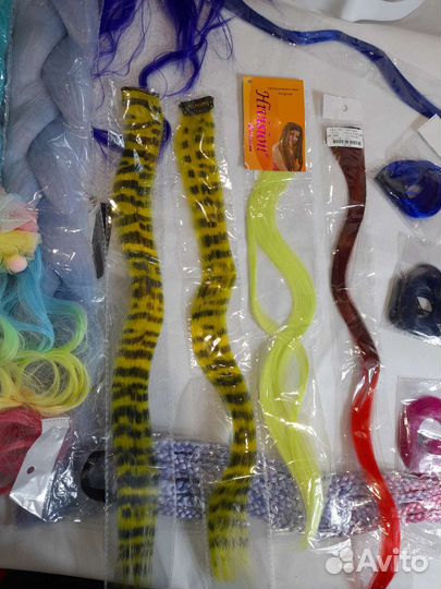 Шиньон(накладной хвост), канекалон, яркие пряди