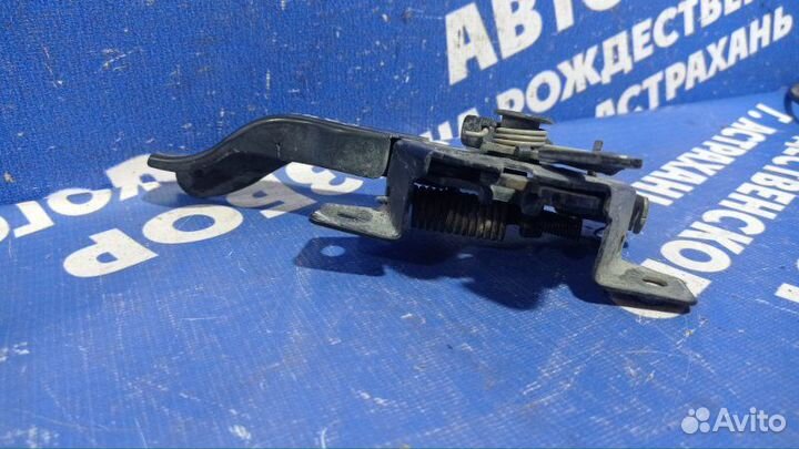 Замок капота Ssangyong Actyon New внедорожник