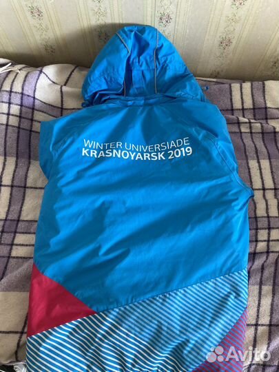 Горнолыжная куртка