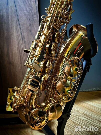 Саксофон альт новый