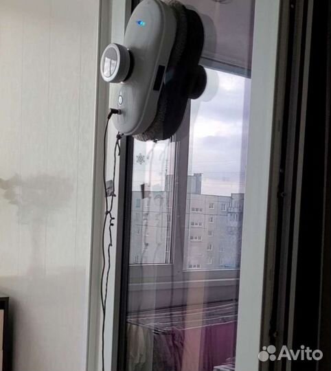 Робот мойщик окон