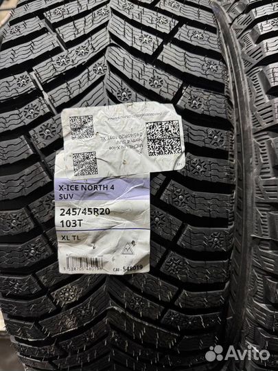 Michelin X-Ice North 4 245/45 R20 103T