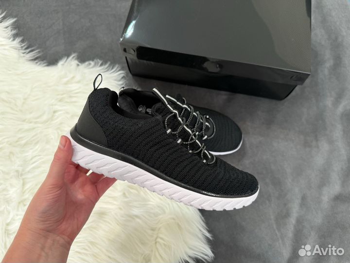 Кросовки из США Athletic comfort 37