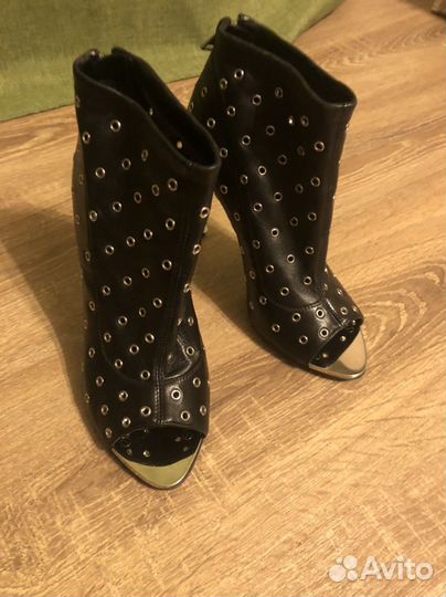 Ботильоны TOM ford