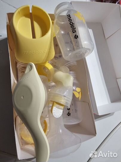 Молокоотсос medela ручной