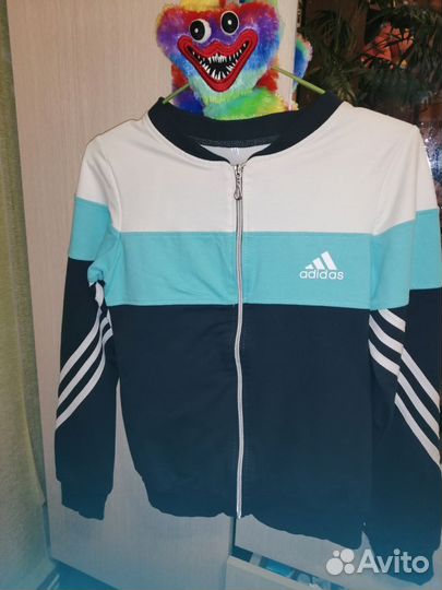 Спортивный костюм adidas для девочки