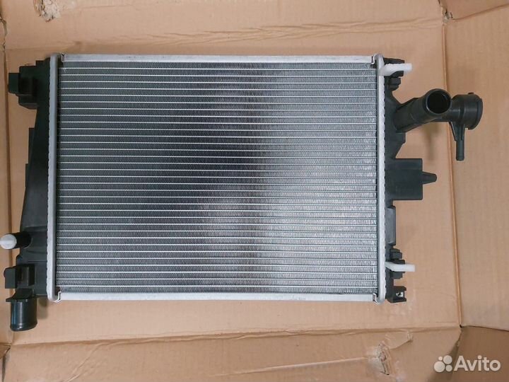 Радиатор Suzuki Alto 8 (2014-2018)
