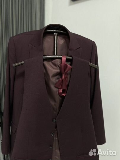 Мужской костюм тройка