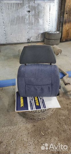 Передние сиденья волга