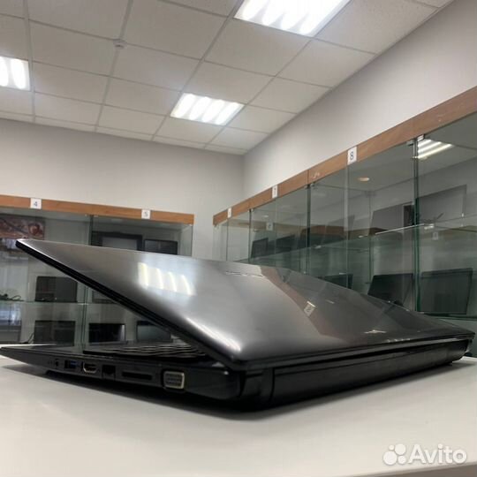 Ноутбук Asus (Core i5/ 8gb/ SSD 240gb)