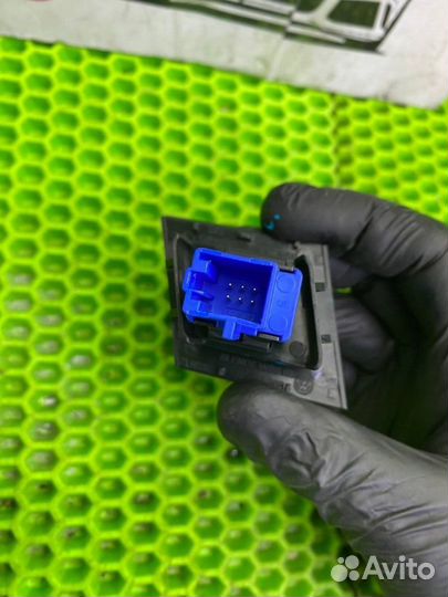 Кнопка аварийной сигнализации Touran, 1tczd, 5T1