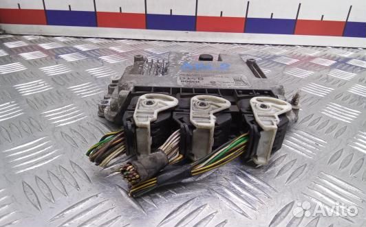 Блок управления двс volvo V50 MW (8BL02PC01)