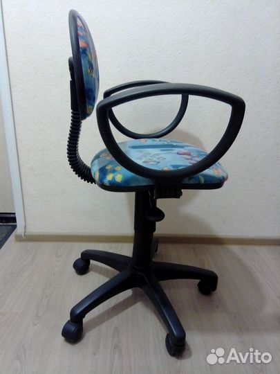 Компьютерное кресло