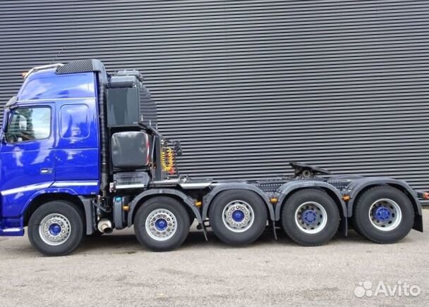 Pазбираем грузовик Volvo FH 2005-2008