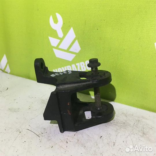 Кронштейн Форд Мондео 2