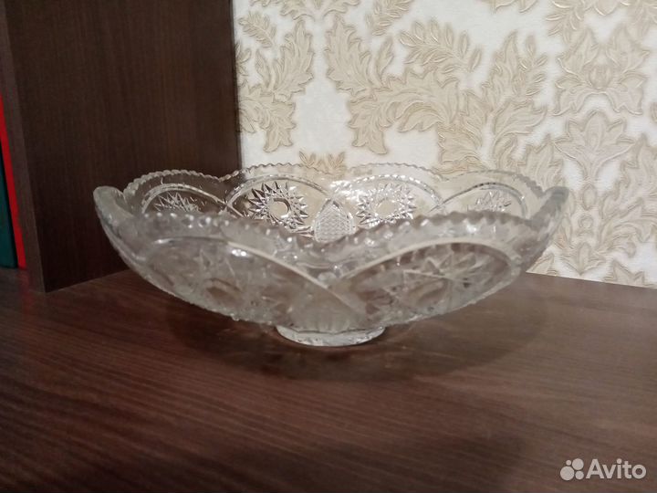 Ваза хрустальная для фруктов
