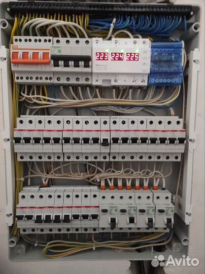 Электрик, замена и ремонт электропроводки