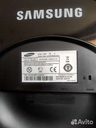 Монитор Samsung syncmaster 932B
