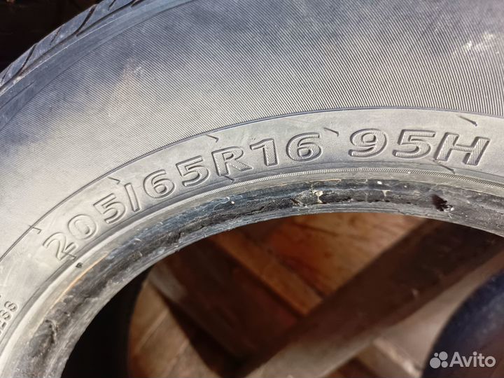 Kumho Solus SA01 KH32 205/65 R16 95H