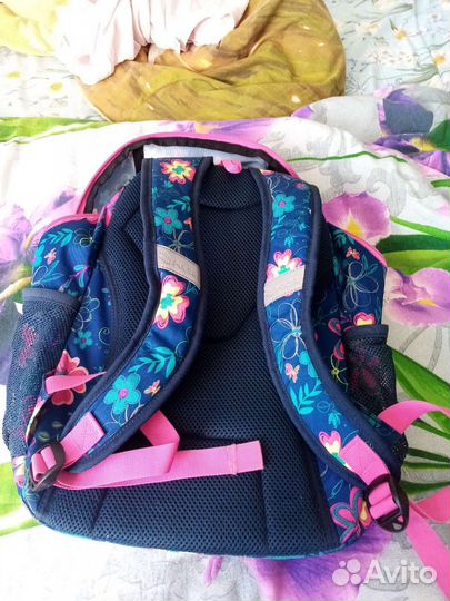 Рюкзак школьный для девочек