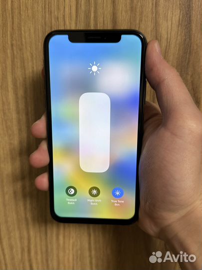 iPhone X, 64 ГБ