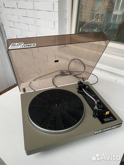 Lenco L133 (Швейцария) виниловый проигрыватель