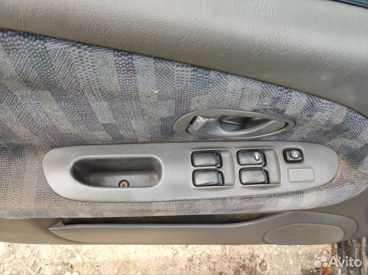 Блок кнопок стеклоподъемников Лансер 7