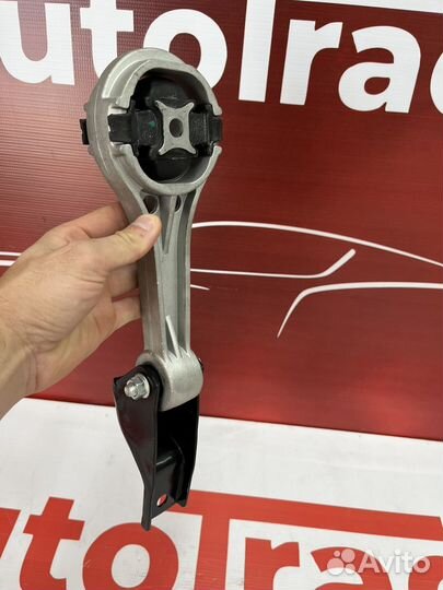 Опора двигателя vw polo зад.AT