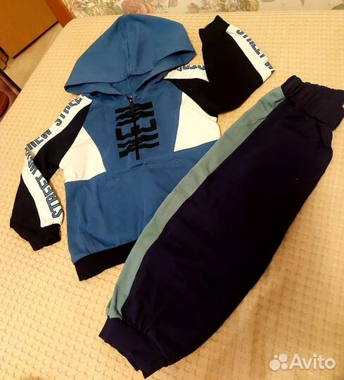 Спортивный костюм