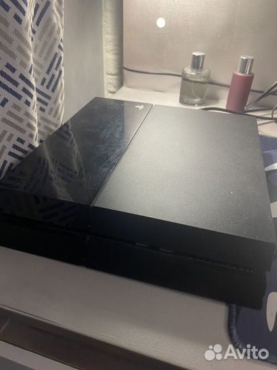 Игровая приставка ps4