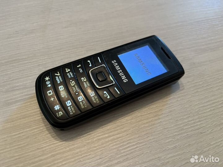 Samsung E1100