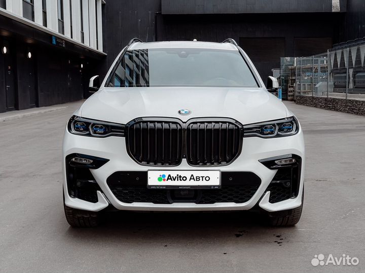 BMW X7 3.0 AT, 2022, 15 000 км